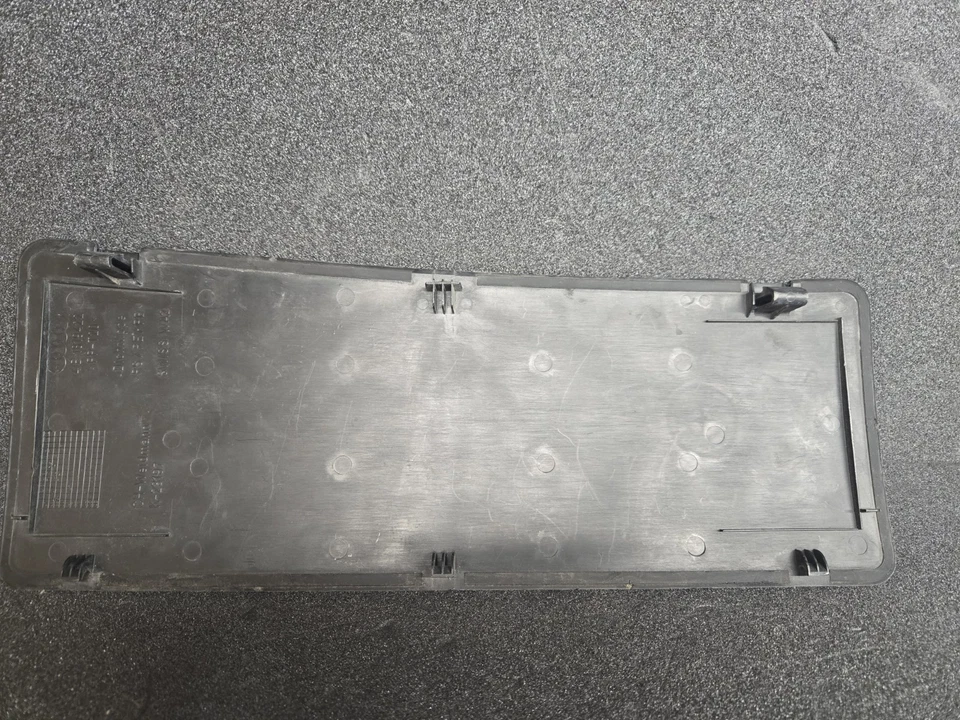 Cubierta de batería Audi A6 S6, Rs6 C5 4B 00 a 04 4B1819422  Foto 4 de 4