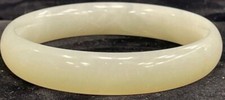 Beau bracelet en jade 45,2 grammes