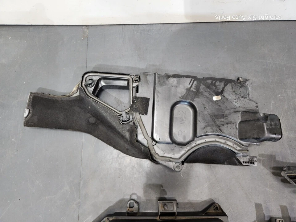 ✅ 04-10 OEM BMW E60 E61 E63 E64 M6 Cabin Air Filter Cowl Housing Lower Upper SET - Image 3 of 4