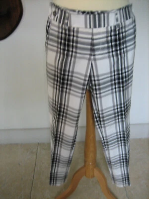 Pantalon GUCCI neuf valeur: 520€ T: 36 France/ 40 Italie - Photo 1/4