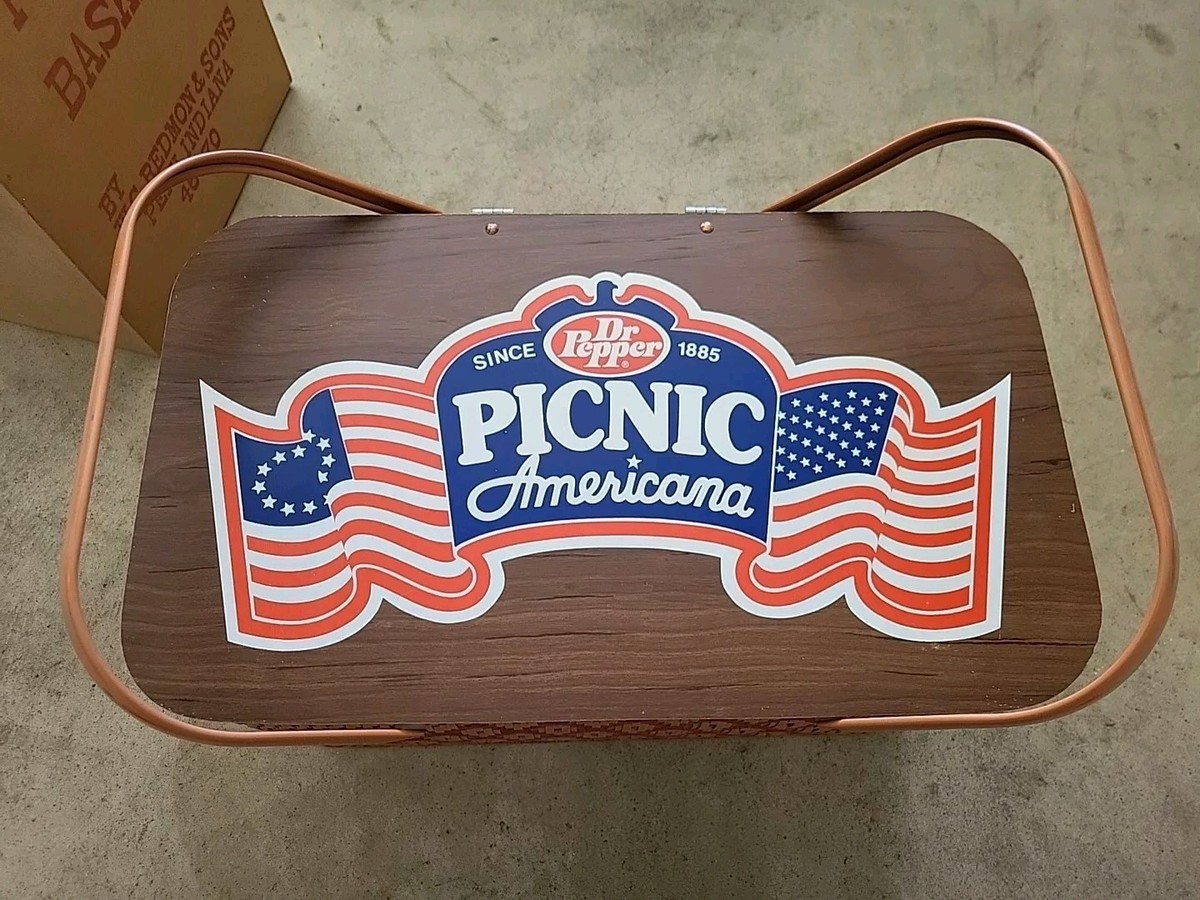 DR. PEPPER Vintage 70s PICNIC AMERICANA BASKET Wood Wicker