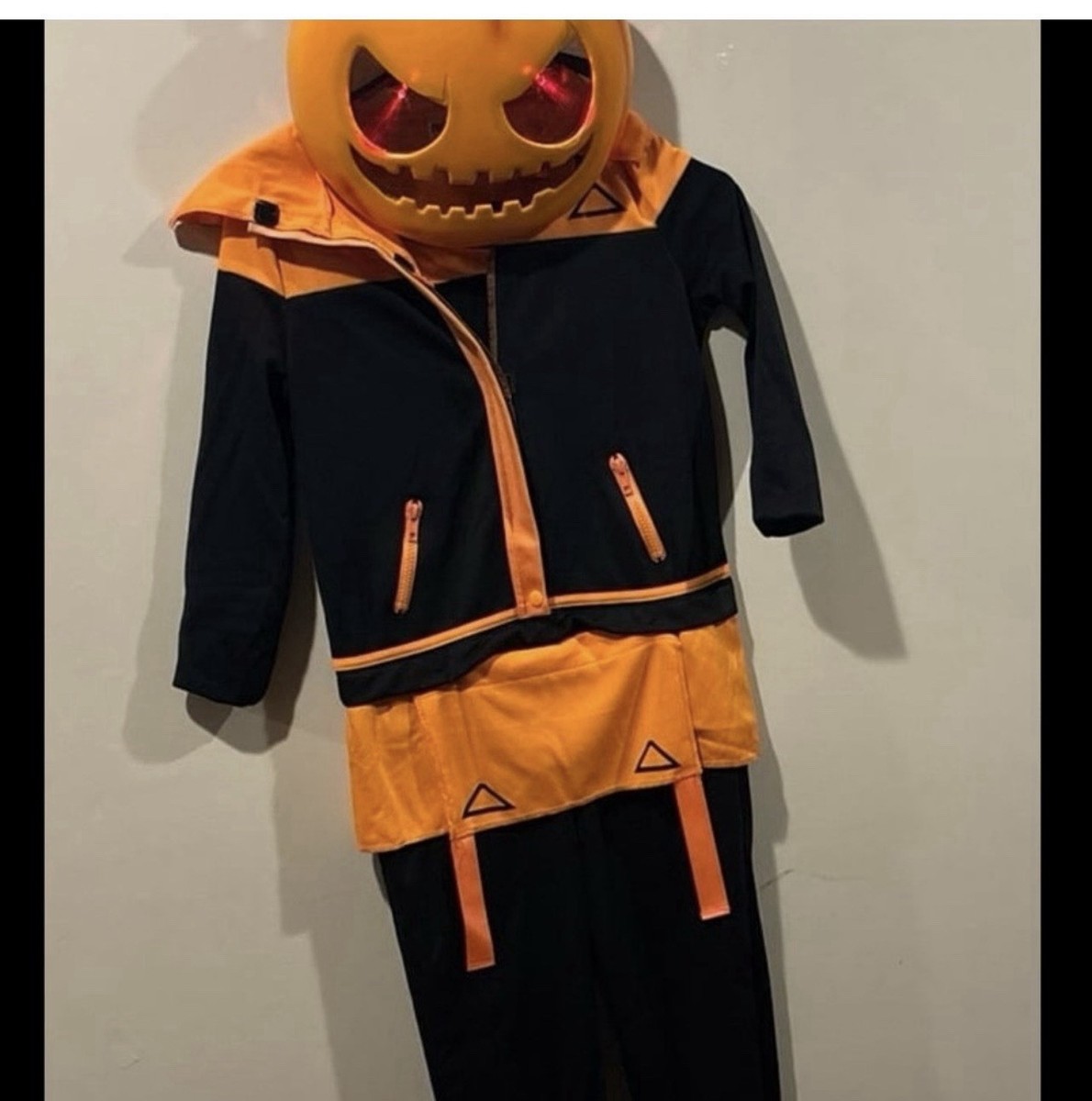 Fortnight Halloween Costume With Light Up Eyes