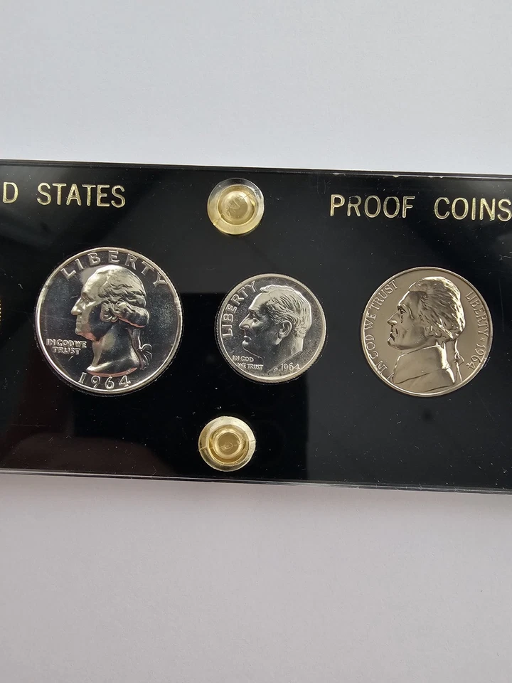 SILVER 1964 5 COIN P MINT SET UNGRADED CIRCULATED 3 SILVER 2 CLAD COINS - Image 3 of 4