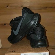 Nike Revolution 8 Low Top Lace-Up Athletic Sn...