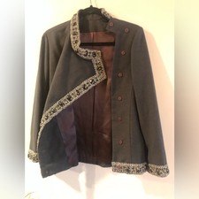 Beautiful Jacket Coat Unique Stone Side Buttoned And Silver Design Grey Wool