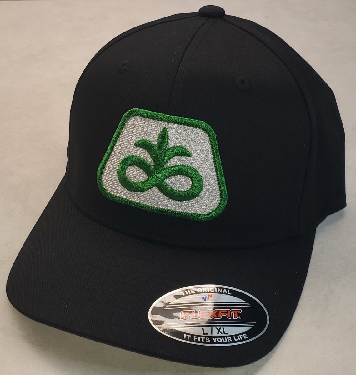 PIONEER SEED Patch Flexfit Hat Black L/XL 1/8