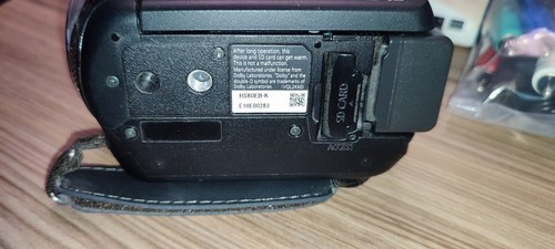 Panasonic HDC-HS80 HD Camcorder - Black 120GB HDD, 42x Optical Zoom - Picture 16 of 20