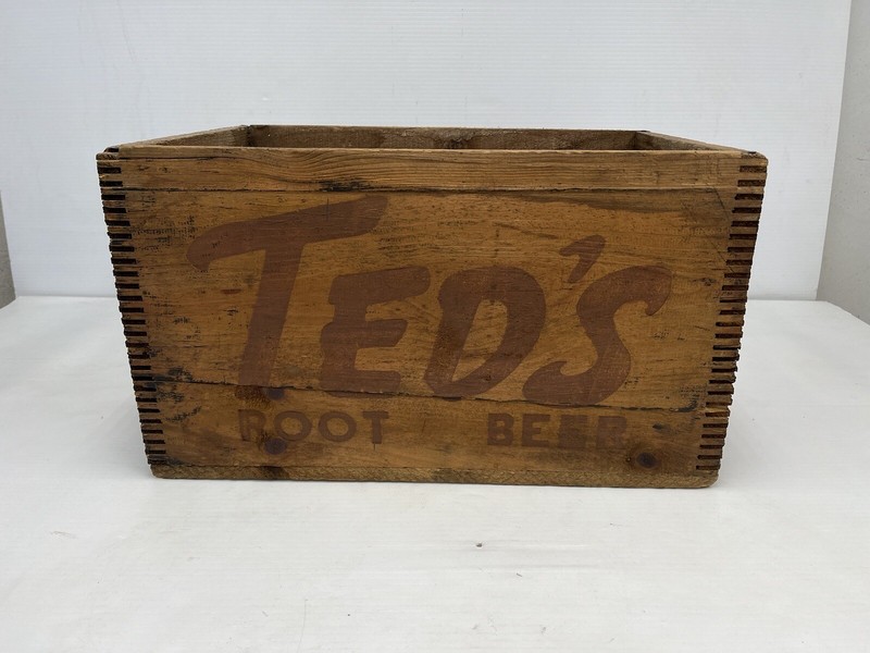 Antique Vintage Ted’s Root Beer (Williams) Soda Wooden Crate Box Moxie Co Boston