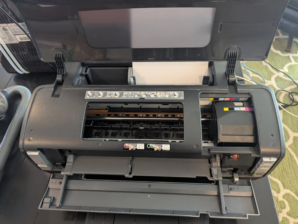 Epson Stylus Photo 1400 Wide-Format Color Inkjet - C11C655001 - Image 4 of 4