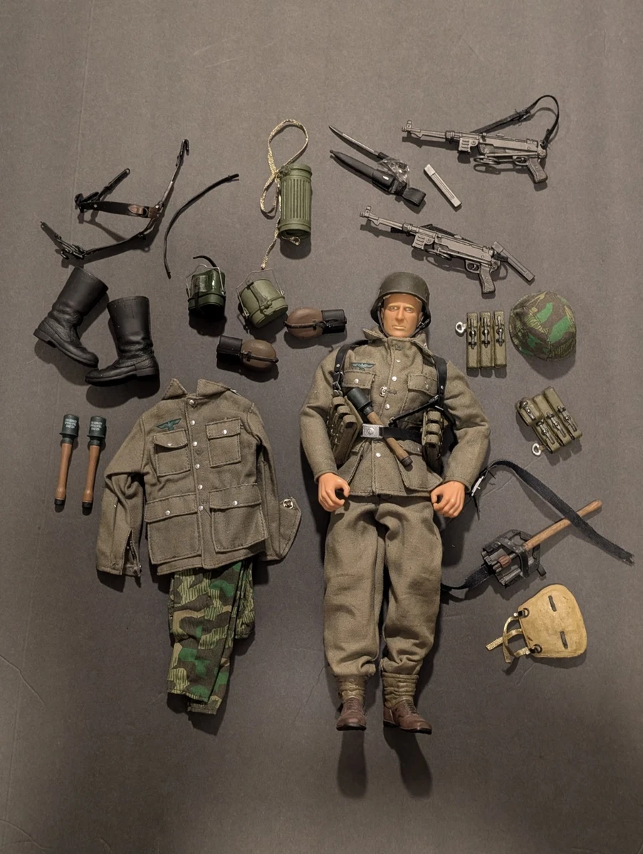 25+ 21st Century Toys G.I. Joe Military & Adventure Action Figures
