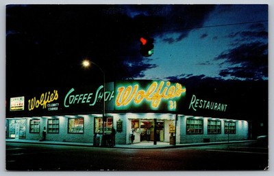 Miami FL Wolfie's Celebrity Corner~Coffee Shop~Restaurant UNPTD Vintage Postcard