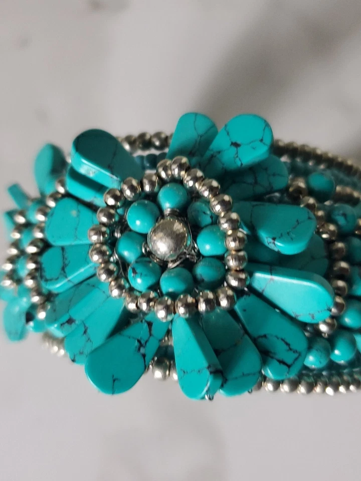 Brazalete Western Boho Azul Imitación Turquesa Flor de Calabaza Flor Brazalete Foto 4 de 4