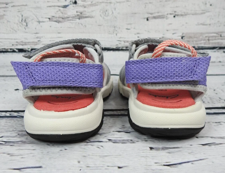 Sandalias Clarks Expo Sea K para niños con tiras amigables con el agua talla 7,5 M con caja - NUEVAS Foto 4 de 4