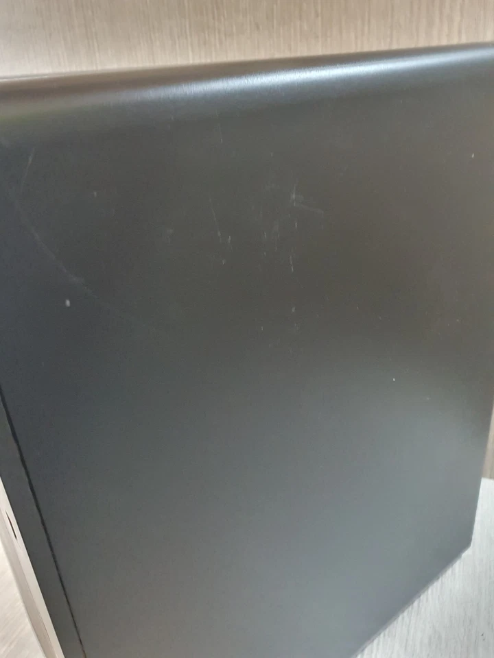 HP 285 G3 Ryzen 3 2200G 4GB DDR4 256GB NVMe Windows 10 Pro Grade C EE2304 - Image 3 of 4