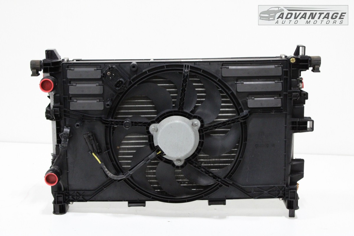 2015-2018 JEEP RENEGADE 2.4L ENGINE RADIATOR W/ AC CONDENSER