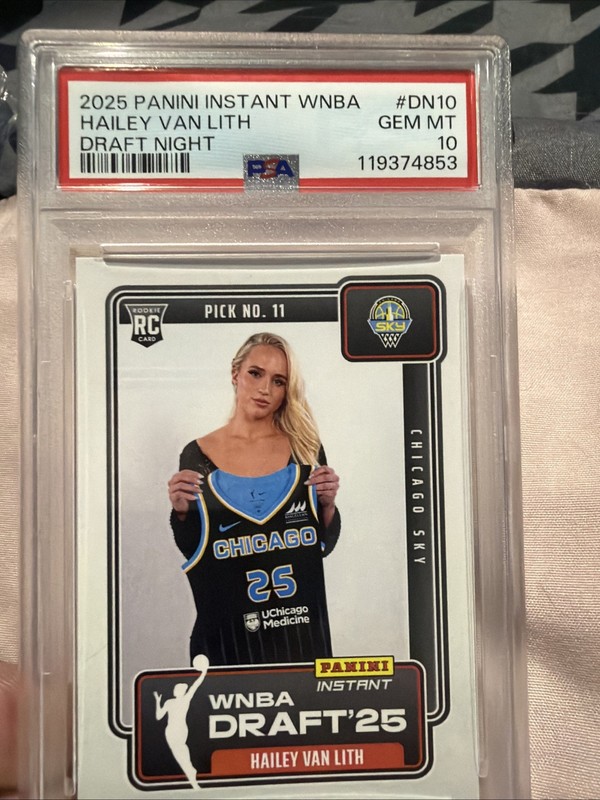 2025-26 Panini Instant WNBA - Draft Night Hailey Van Lith #DN-10 /6070 (RC)