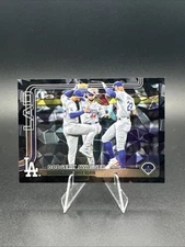 2025 Topps Series 1 - Dodgers Swagger Rainbow Foil Black Border /10