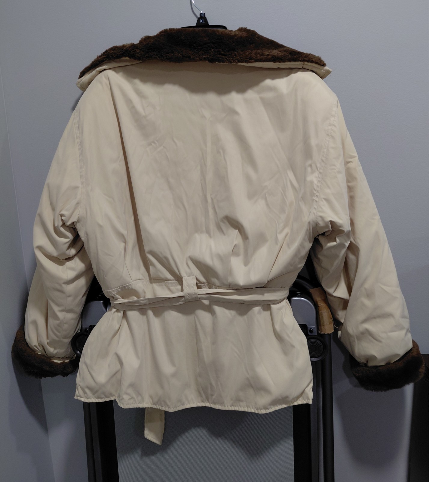 Andrew Mark Down Jacket Women's  Medium - image 3