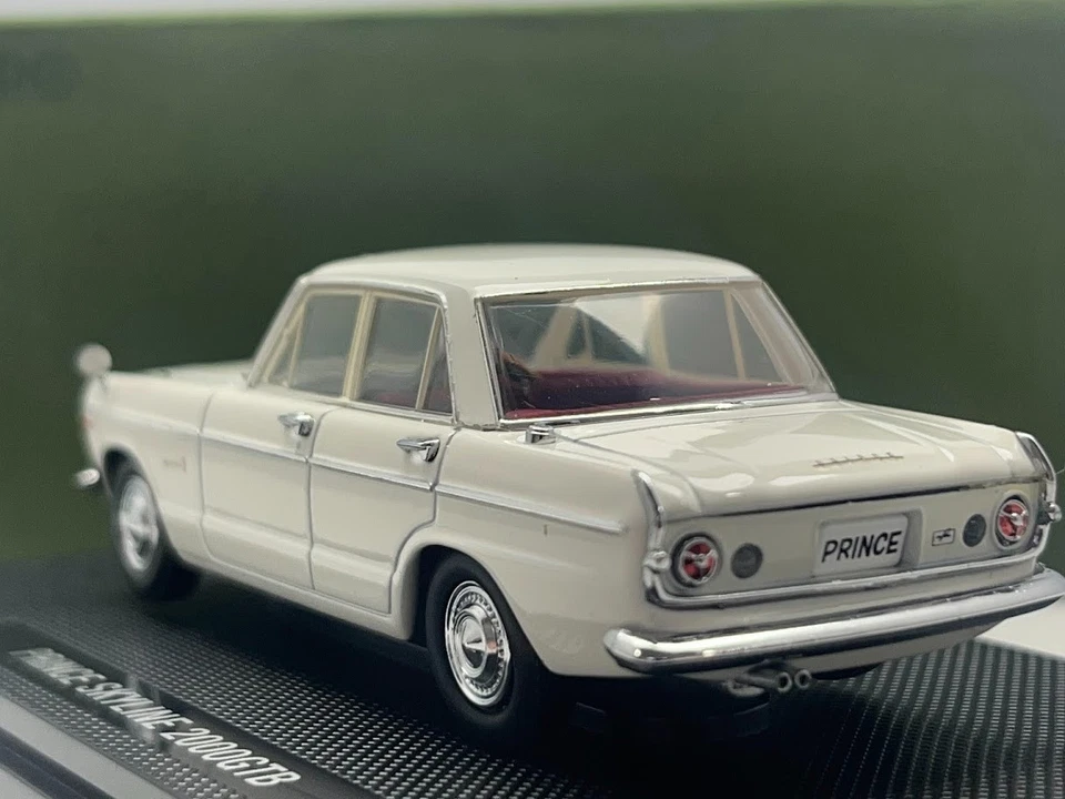 1966 Nissan Prince Skyline 2000GTB Bianco 1/43 Scala Modellino Auto EBBRO - Immagine 4 di 4