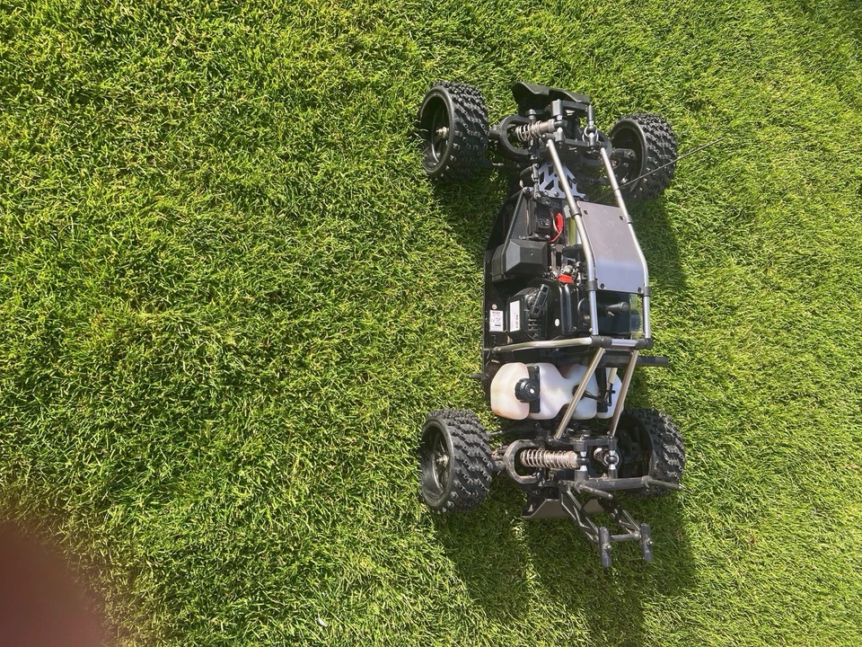 Reely Carbon Fighter 1:6 - Bild 2 von 4