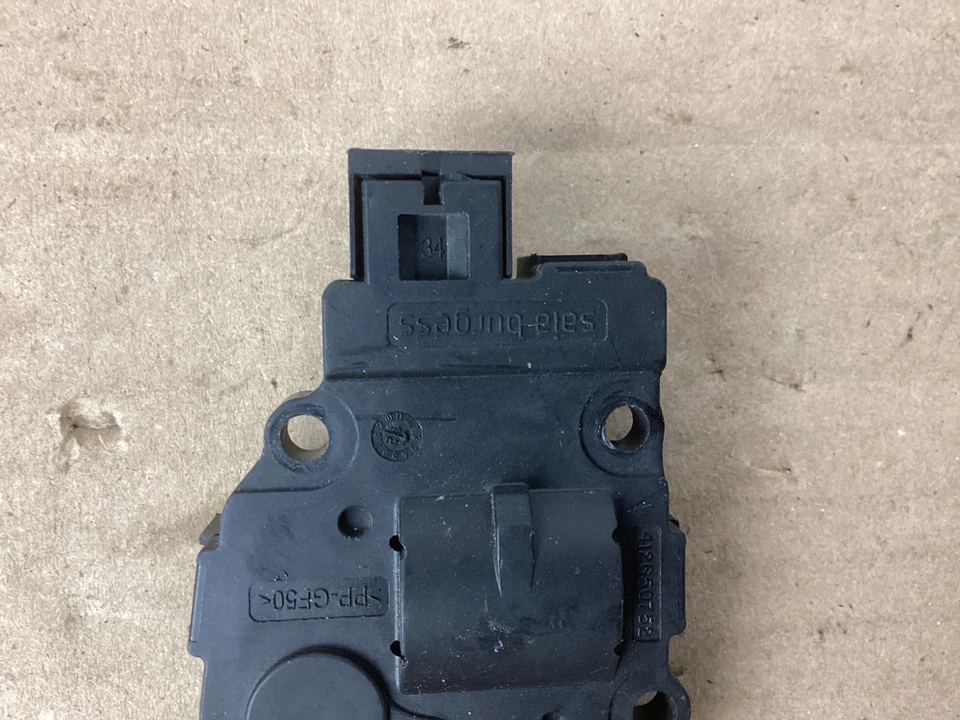 Комплект из 7 оригинальных регуляторов привода клапана нагревателя двигателя 2010-2016 MERCEDES-BENZ GL450 - Изображение 4 из 4