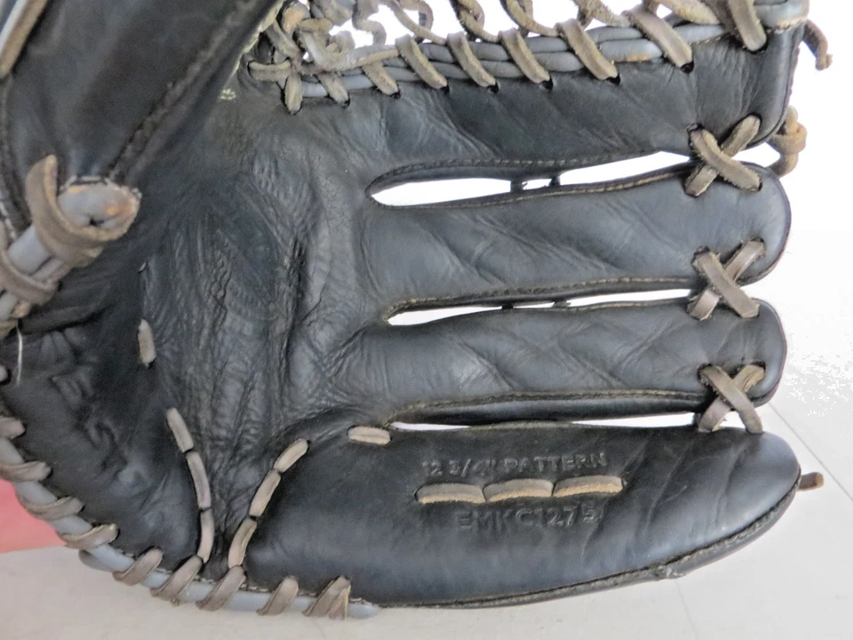 Guante de trapecio de béisbol Easton Mako 12,75 EMKC1275 RHT - negro Foto 3 de 4