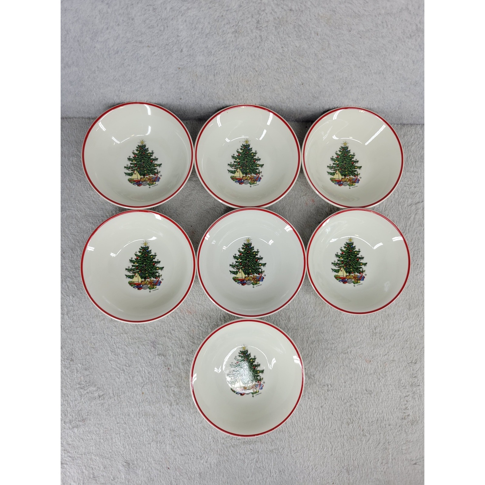 Cuthbertson American Christmas Tree 5" Bowls Set of 7 Red Rim Made in England
