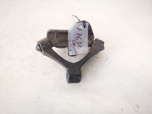 Muffler mount bracket