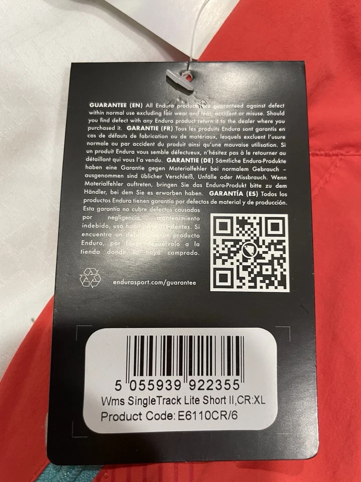 Endura Women’s XL Singletrack Lite Cycling Shorts - Image 4 of 4