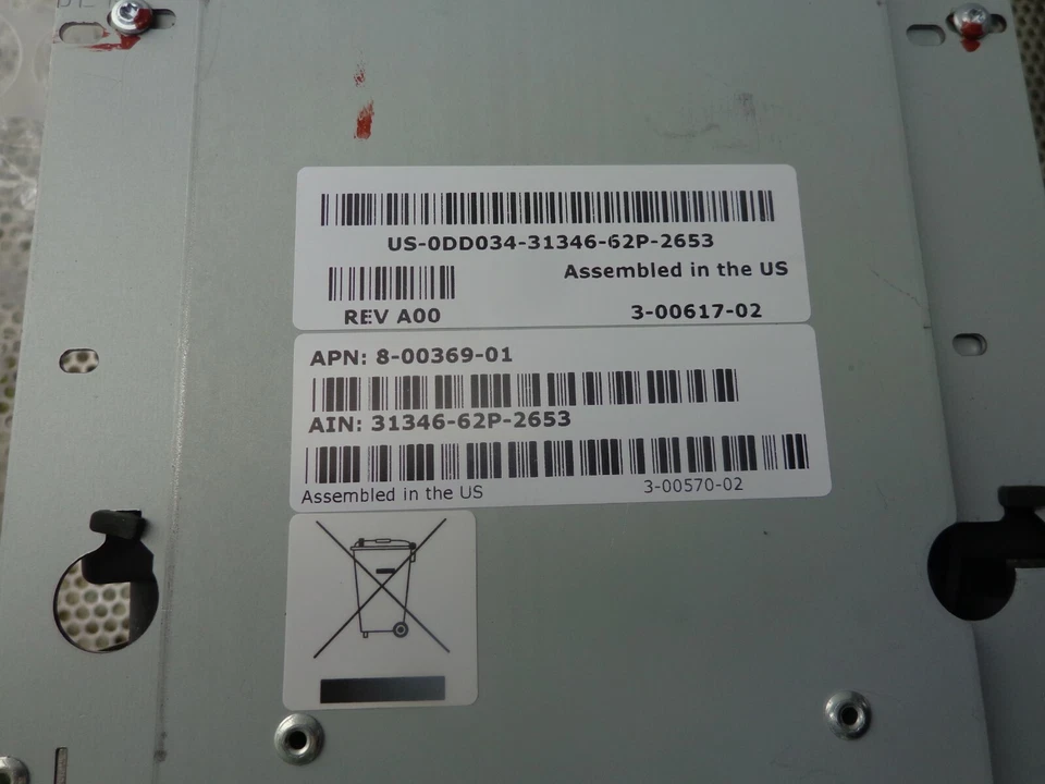 DELL Powervault 132T LTO-3 PV132T Tape Drive 8-00369-01 0HY825 IBM FC 0DD034 - Image 2 of 3