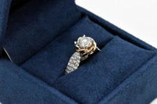 Zales Disney Enchanted Belle 1 1/4 CT Diamond Rose Engagement Wedding Ring 5.5