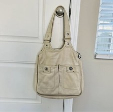 Marc Jacobs Pebbled Leather Beige Genuine Leather Multipockets ShoulderHandbag M