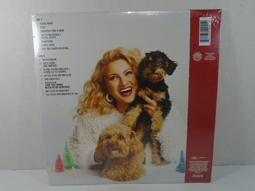 TORI KELLY--A TORI KELLY CHRISTMAS--VINYL RECORD LP ALBUM (NEW) - Picture 2 of 6