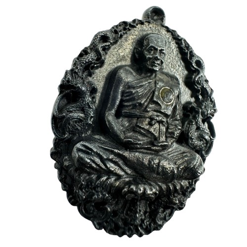 PERFECT Luang Pu Maha Sila, ancient cast coin, Mekphat Thai amulets. Genuine. - Picture 5 of 15