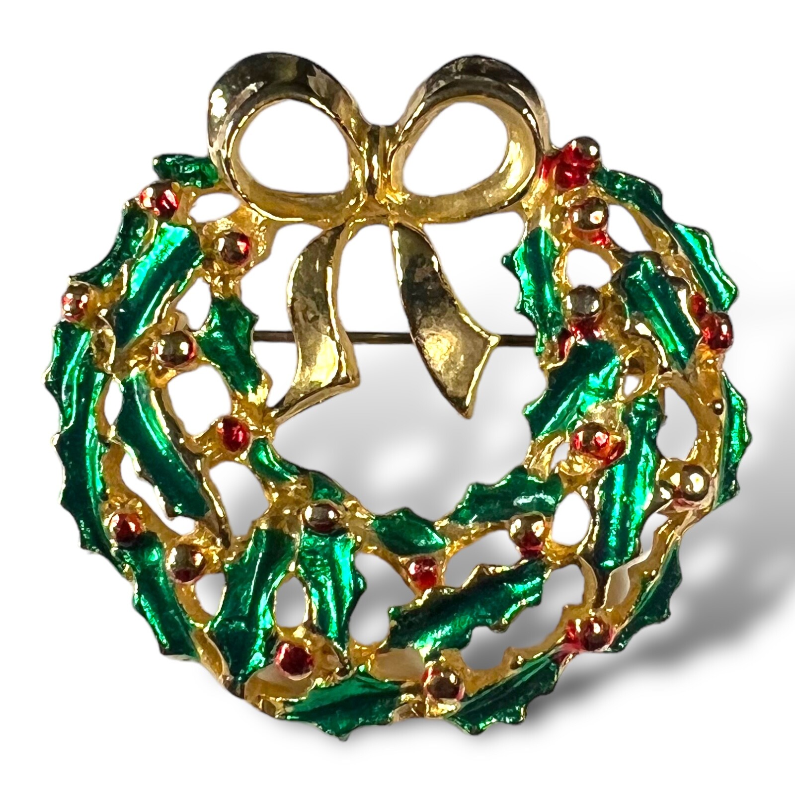 Festive Flair! Vintage Enamel Christmas Wreath Brooch Pin Red & Green