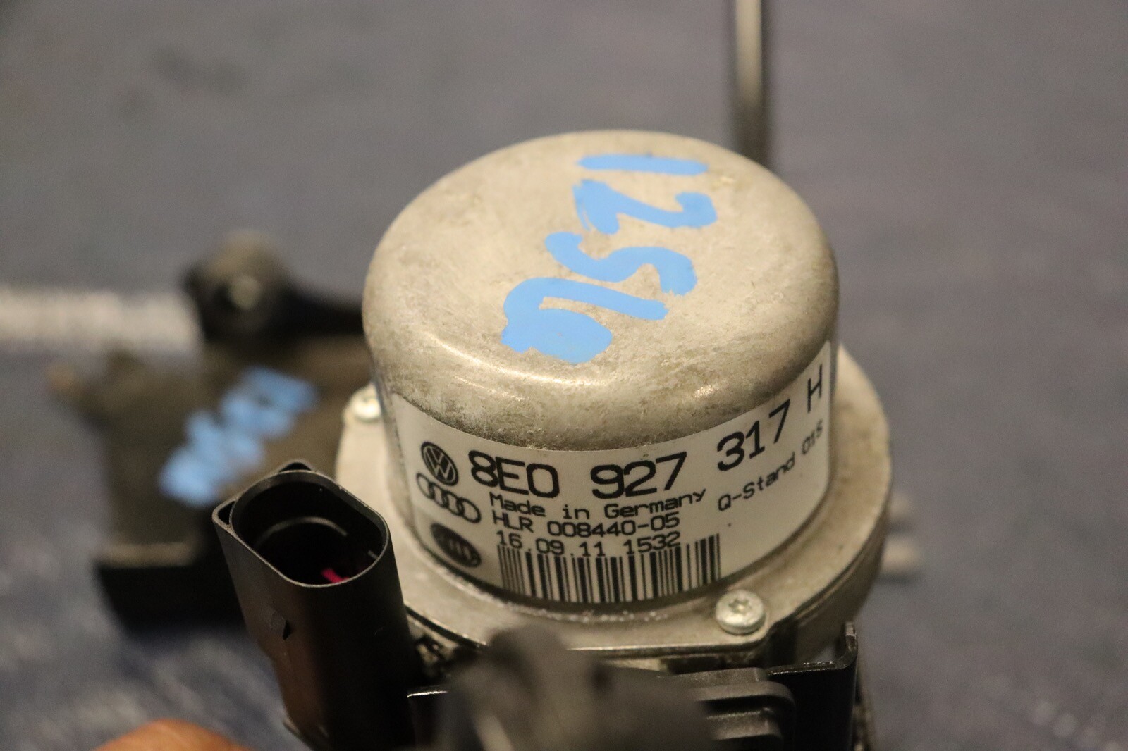 2012 AUDI R8 5.2 QUATTRO SPYDER V10 OEM BRAKE BOOSTER VACUUM PUMP #1256