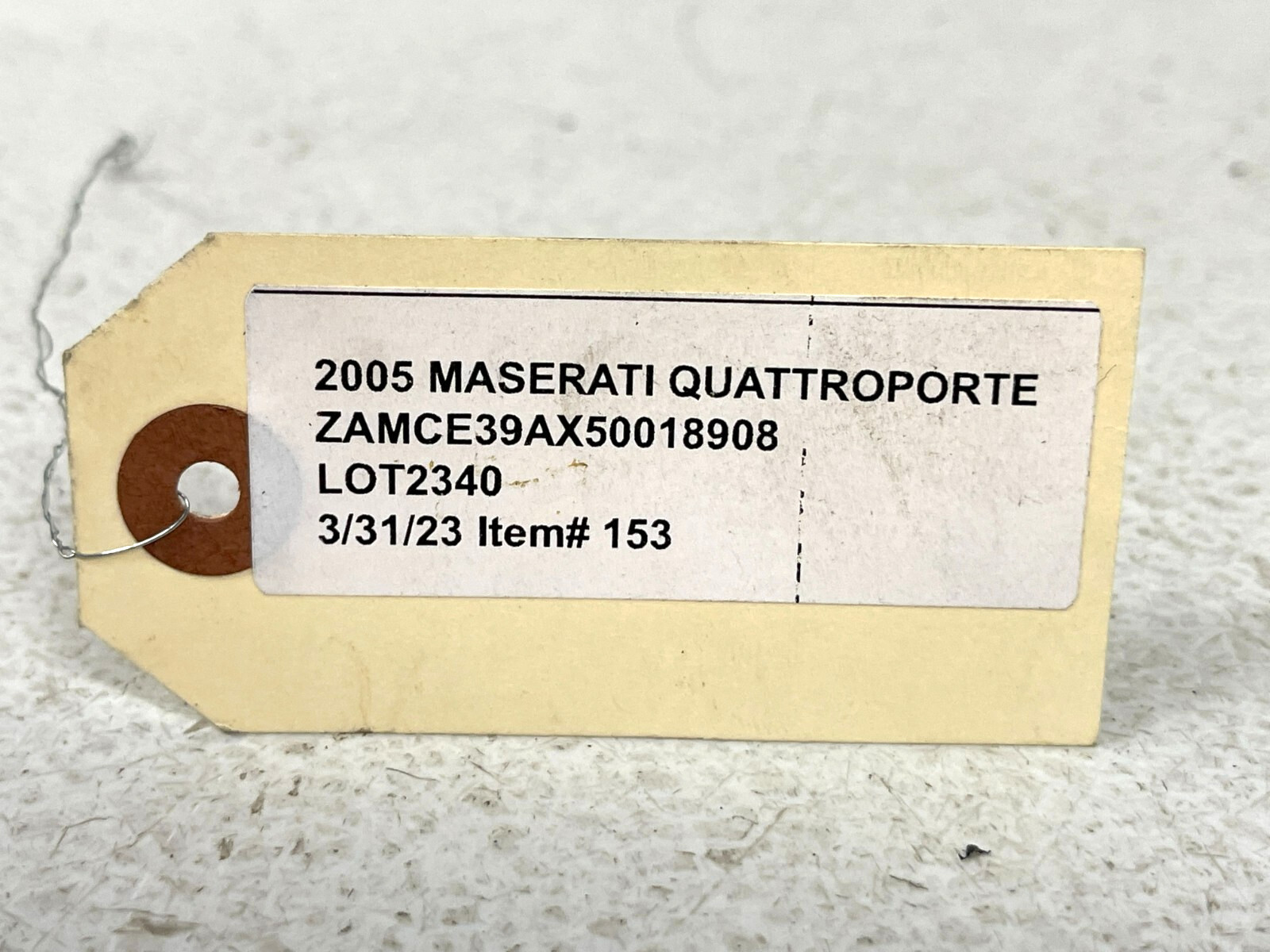 Maserati Quattroporte 2003-2008 Rear Fuel tank filler