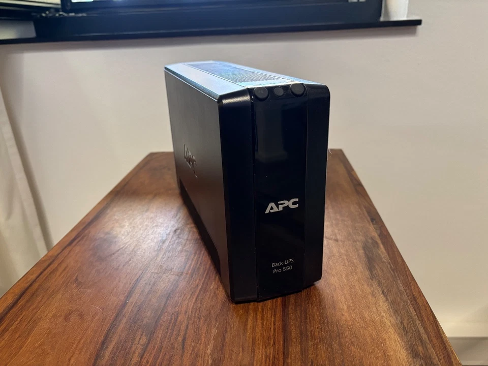 APC Back-UPS Pro 550 USV Schuko