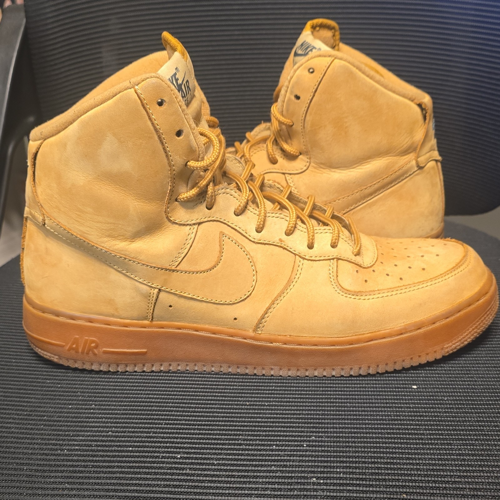 Nike Air Force 1 High Flax 806403-200 Tan High Top Sneaker S