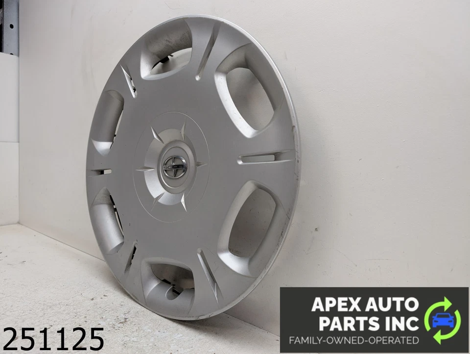 Tapacubos cubierta de rueda de 16 pulgadas Scion XD 2008 1,8 L OEM Foto 3 de 4