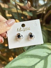 Image of NWT Silver Knot Navy blue crystal earrings studs/trusted quality