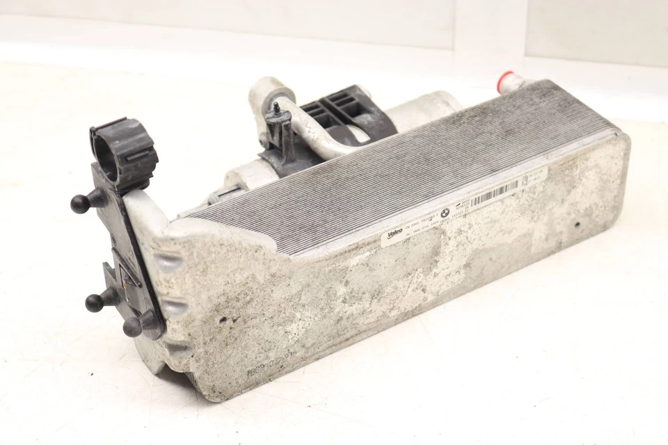 2017-2018 BMW 340I GT XDRIVE - AC Condenser W/ Drier 9338330 - Image 2 of 4