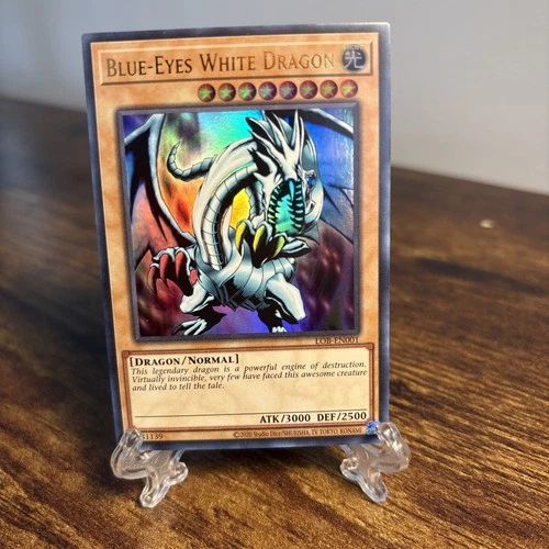 YUGIOH • BLUE EYES WHITE DRAGON • LOB-EN001 MINT Condition