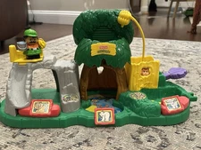 Vintage 2001 Fisher-Price Little People Zoo Playset Zookeeper Monkey