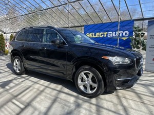 2016 Volvo XC90 T5 Momentum AWD