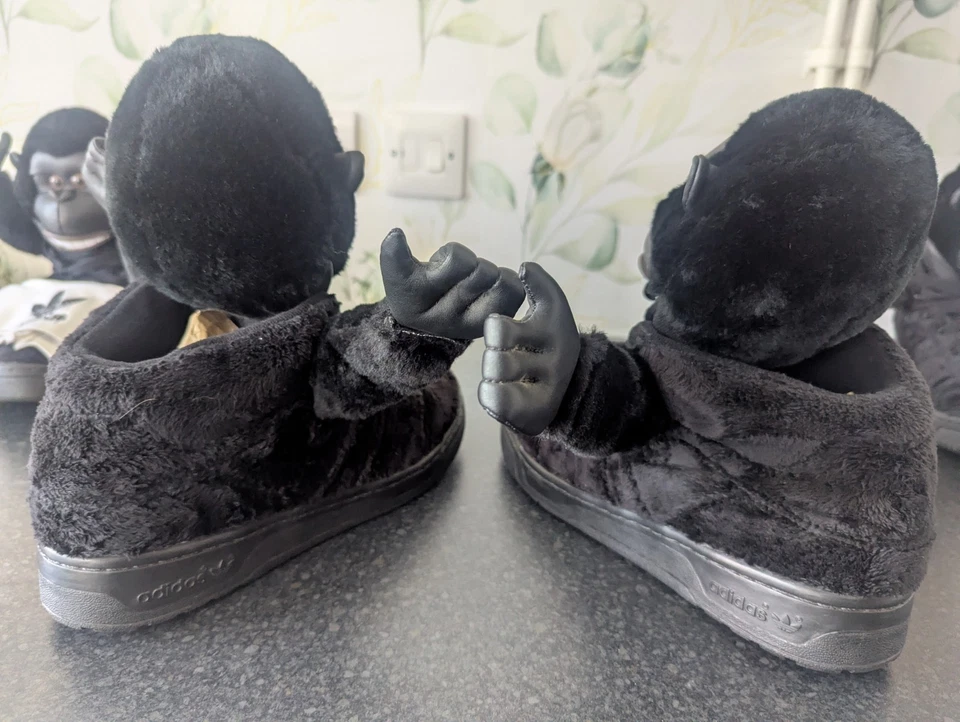 Adidas Jeremy Scott JS Gorilla 2012 V24424 UK9 & UK5 Mr And Mrs Matching Pair - Image 4 of 4