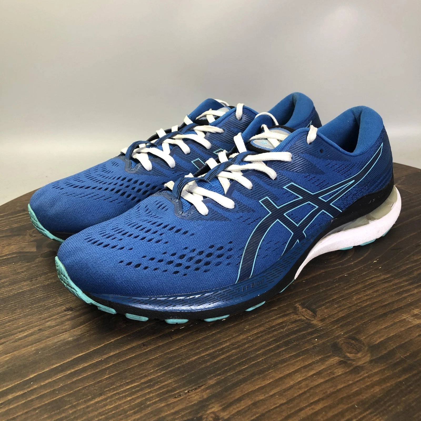 Scarpe ASICS Gel Kayano 28 Uomo Taglia 13 Running FF Blast 1011B189 Sneakers