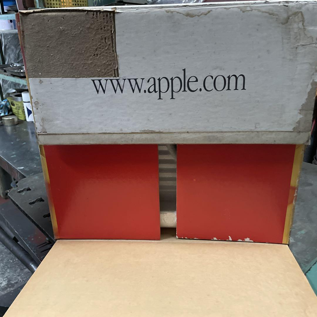 Apple iMac 233 Early Display w/Original Box Display
