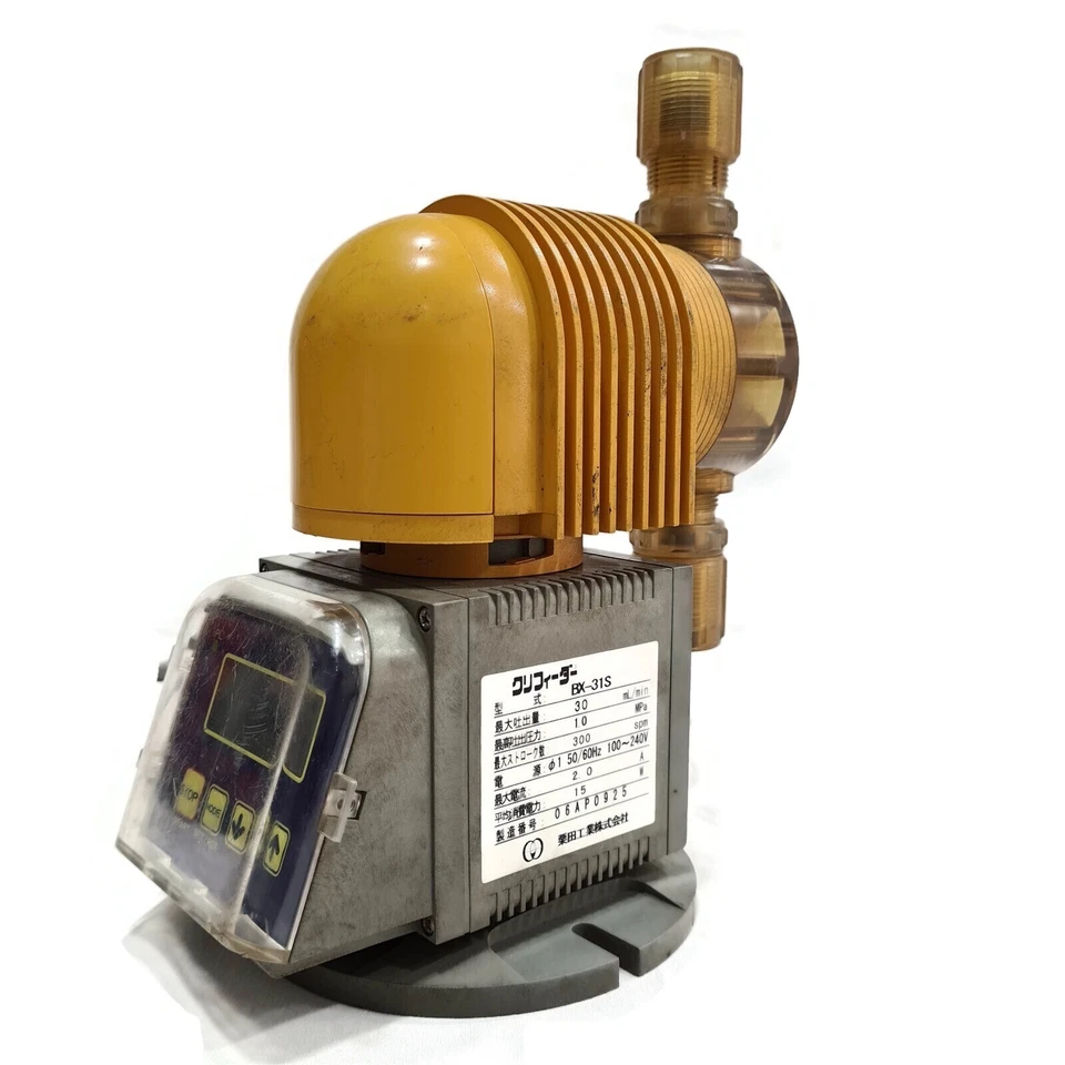 Bomba dosificadora Kurita tipo BX-31S. Hecho en Japón Foto 2 de 4