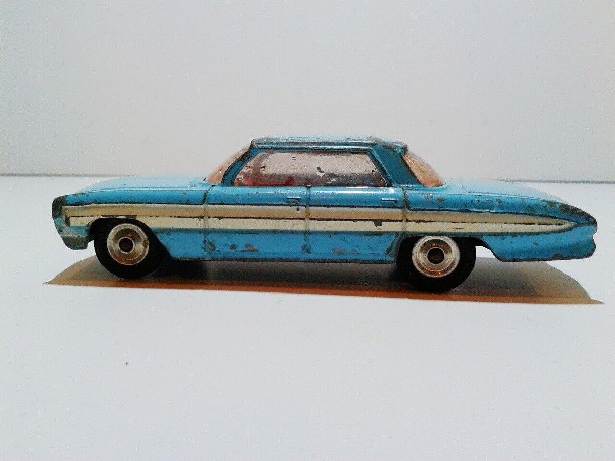 Magnifique Miniature Corgi Toys Oldsmobile Super 88 1/43 (1961-1965) - Occasion, Boîte Originale